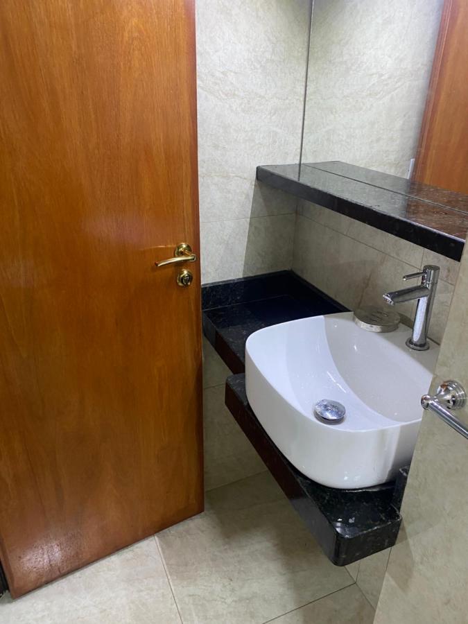 Espana Suites Hotel ซิวดัดเดลเอสเต ภายนอก รูปภาพ